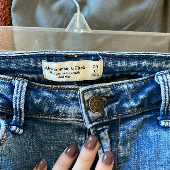 Skinny mid rise jeans size 6 short - Picture 3 of 3